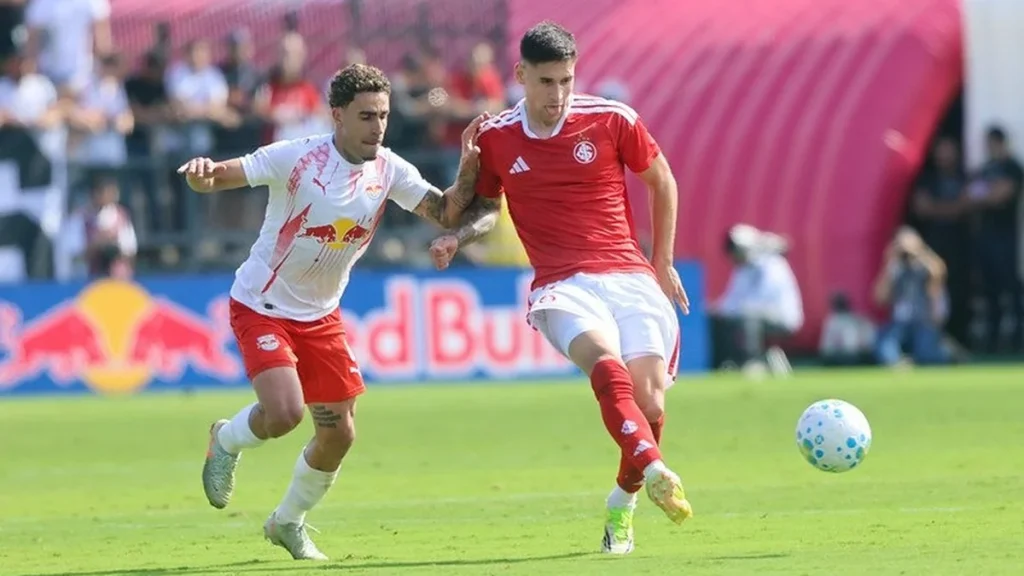 Inter perde para Red Bull Bragantino em Bragança Paulista antes da pausa para a Copa do Mundo
