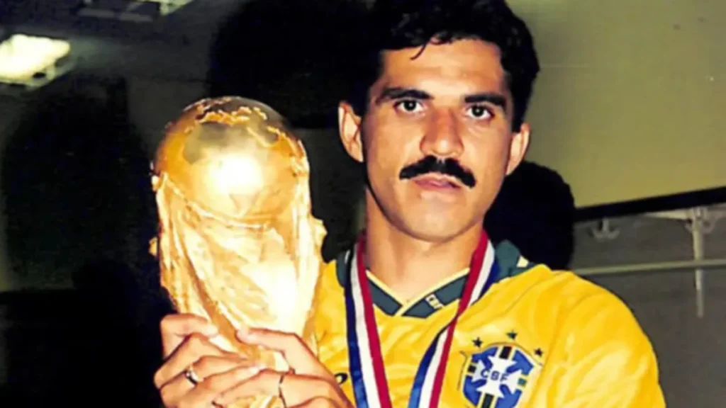 Ricardo Rocha revela o papel do Recife na conquista do tetra e avalia a Seleção de Ancelotti