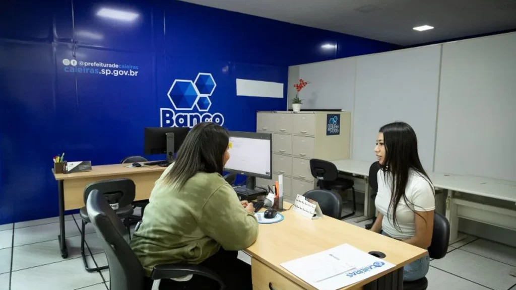 Como Empreendedores Paulistas Ampliam Negócios na Copa do Mundo 2026 com Apoio do Banco do Povo