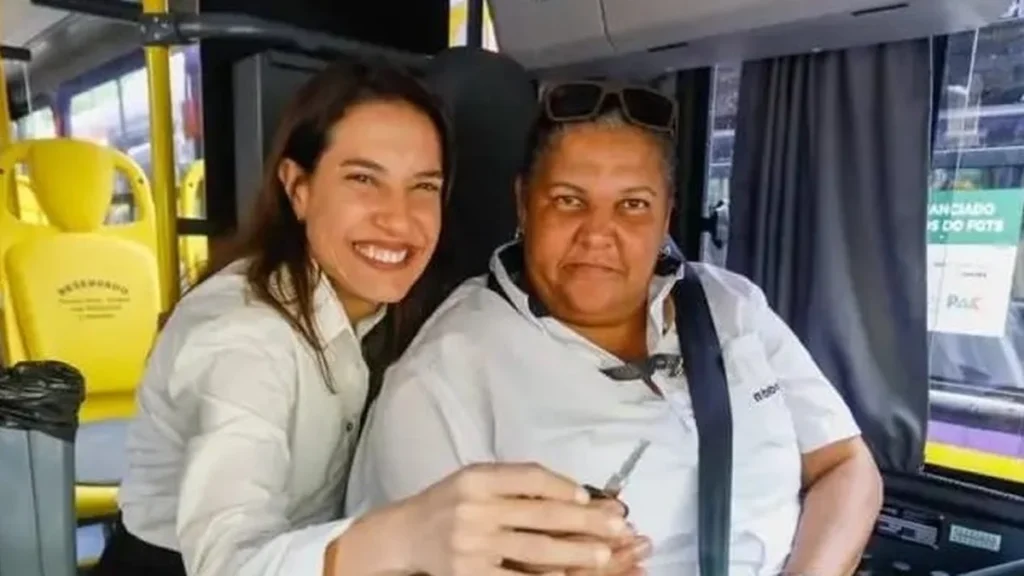 Raquel Lyra amplia frota com 40 novos ônibus na Região Metropolitana do Recife Raquel Lyra amplia frota com 40 novos ônibus na Região Metropolitana do Recife