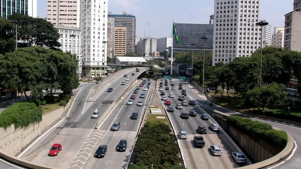 Desenvolve SP anuncia prêmio para monografias e TCCs sobre economia paulista