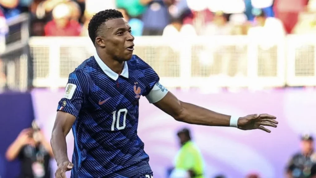 Kylian Mbappé: Entre a Controvérsia no Real Madrid e o Brilho na Seleção Francesa