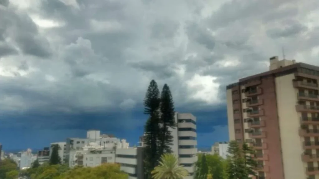 Chuva, frio e ciclone: o clima intenso que marcará julho no Sul do Brasil