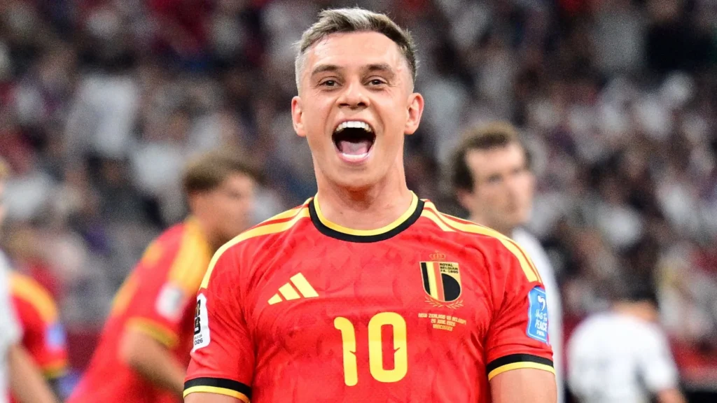 Beşiktaş mira grandes reforços com Leandro Trossard e possível chegada de goleiro do Bayern