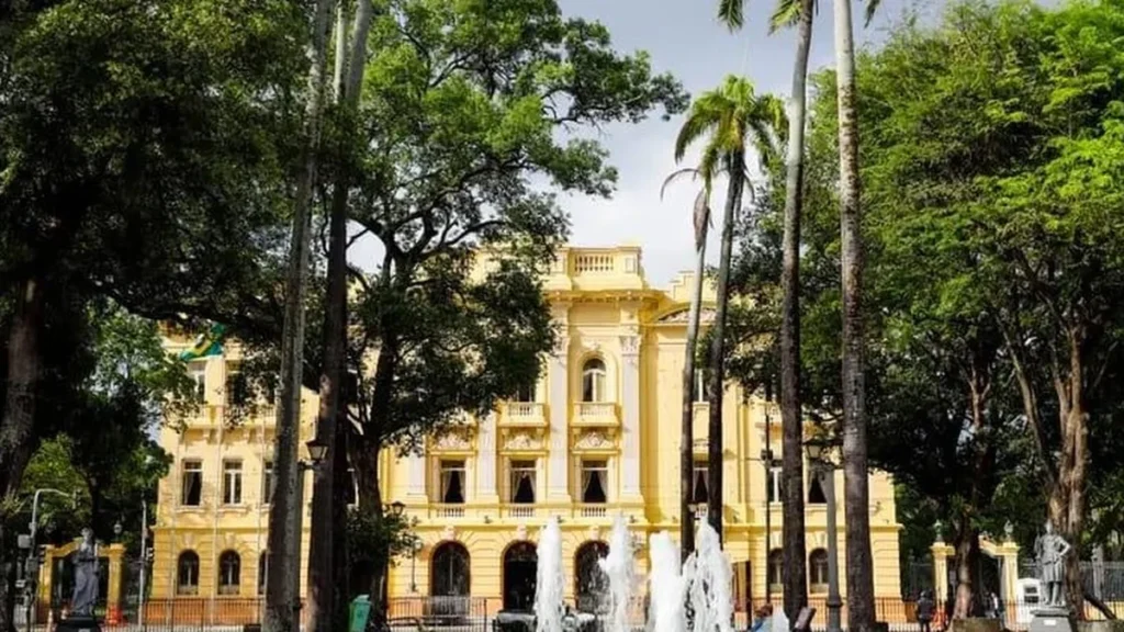 Pernambuco abre concurso com mais de 5 mil vagas para segurança, saúde e UPE Pernambuco abre concurso com mais de 5 mil vagas para segurança, saúde e UPE